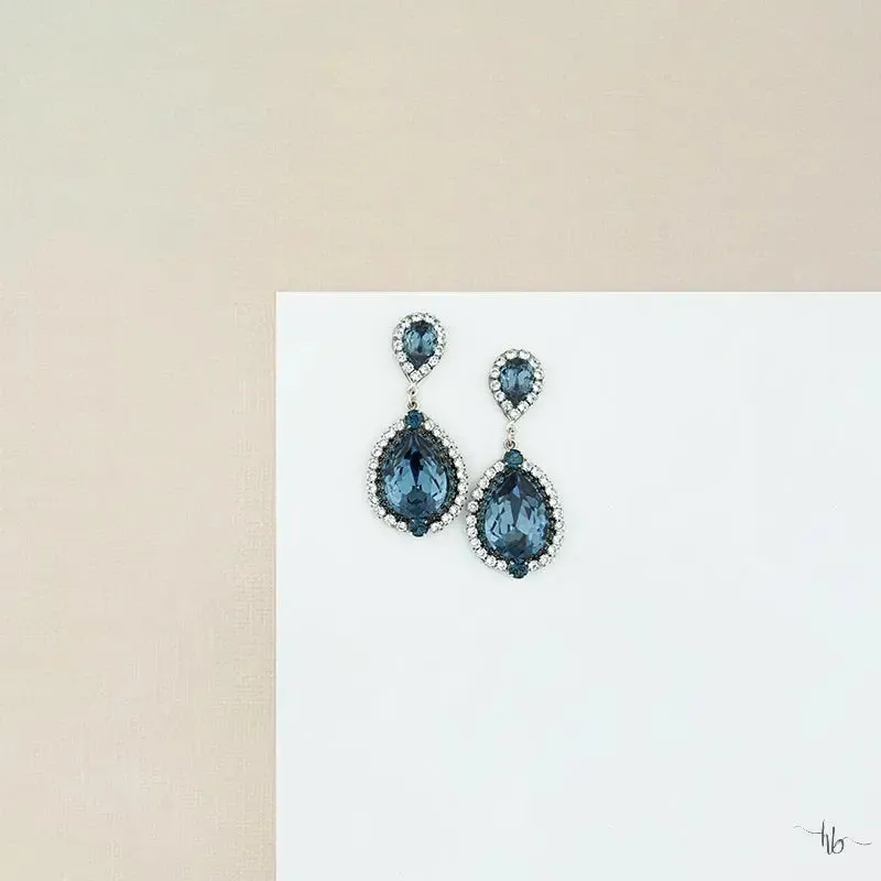 Amya Chandeliers