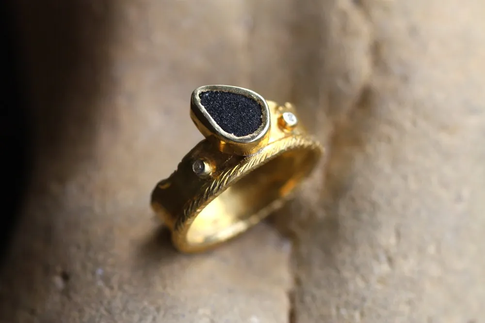 Black Agate and Sapphires ring