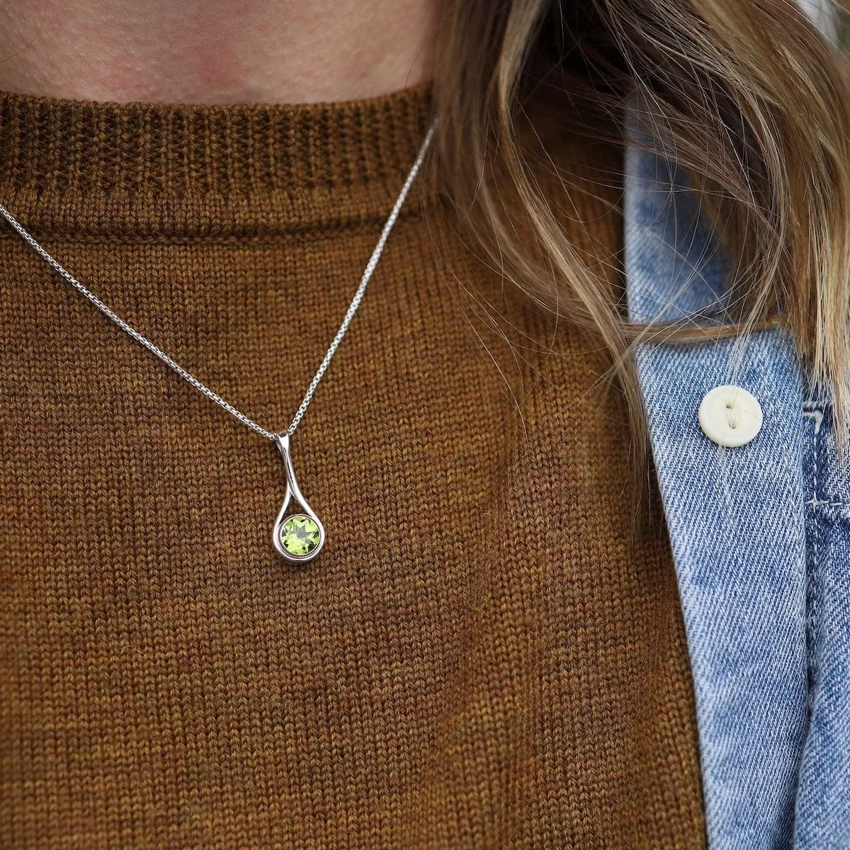 Faceted Peridot Desire Pendant Necklace