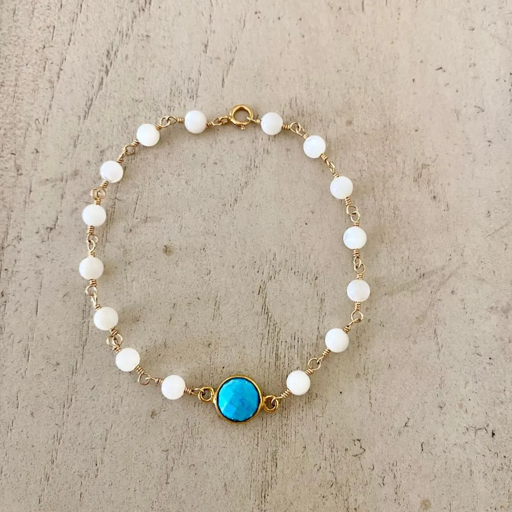 Mother of Pearl Clover Bracelet