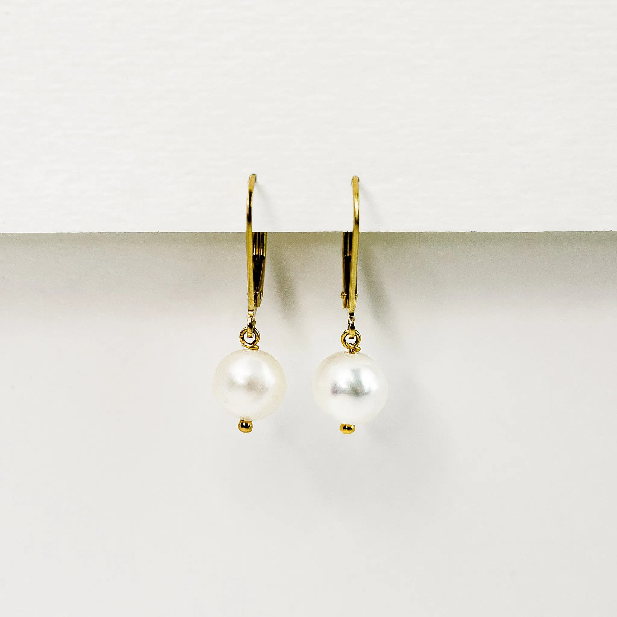 Myna Freshwater Pearl Leverback Earrings